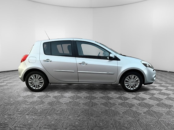 Renault Clio 3 of 7