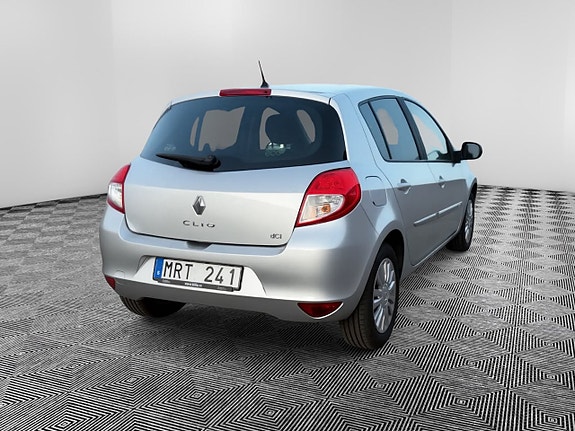Renault Clio 6 of 7