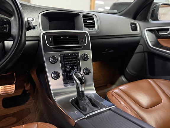 Volvo V60 14 of 15