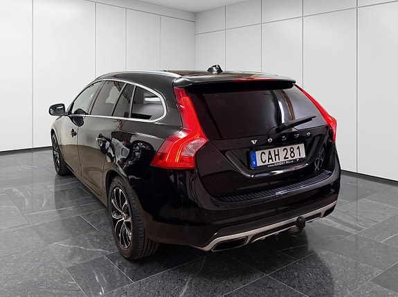 Volvo V60 7 of 15