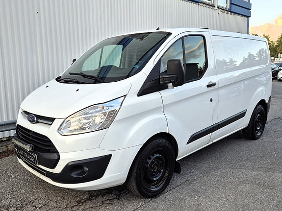 Ford Transit Custom 2 of 27