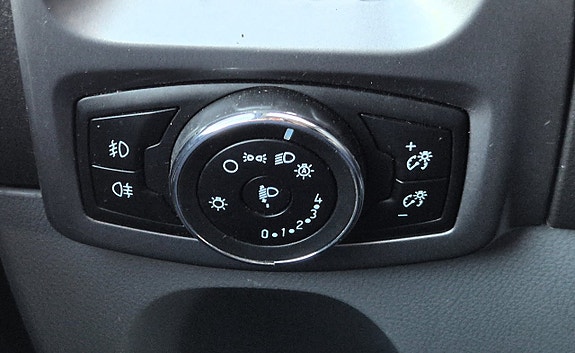 Ford Transit Custom 14 of 27