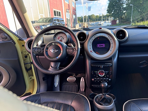 MINI Countryman Cooper SD 15 of 19