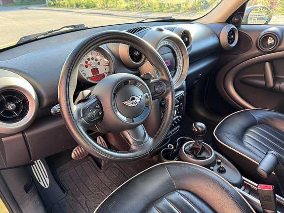 MINI Countryman Cooper SD 16 of 19