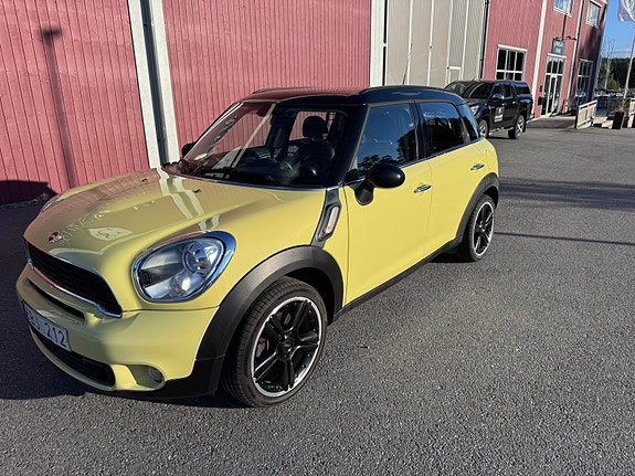 MINI Countryman Cooper SD 5 of 19