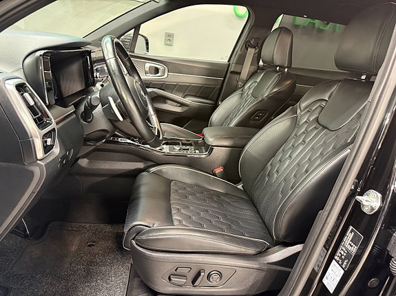 Kia Sorento 11 of 27