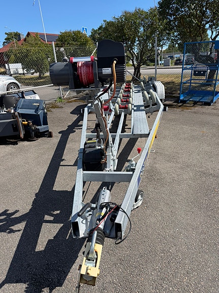 Anytec A27 inkl. 80 km Trailer 2 of 8