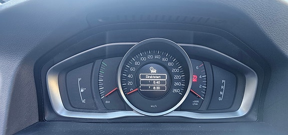 Volvo S60 8 of 10