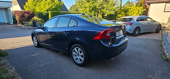 Volvo S60 3 of 10