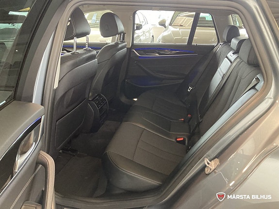 BMW 520 10 of 16