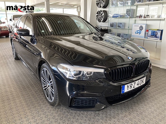 BMW 520 2 of 16