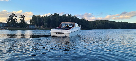 Boghammar 28 Magnum – klassisk svensk familjeracer 3 of 8