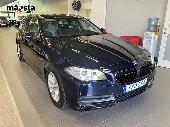 BMW 520 2 of 19