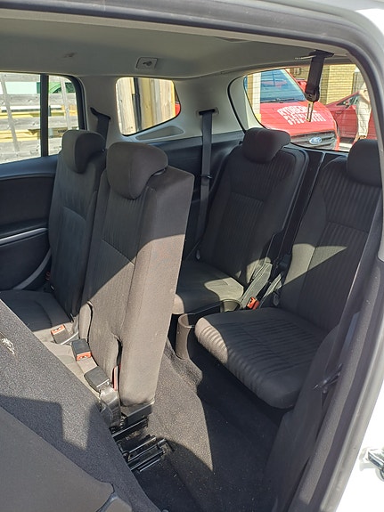 Opel Zafira Tourer 3 of 4