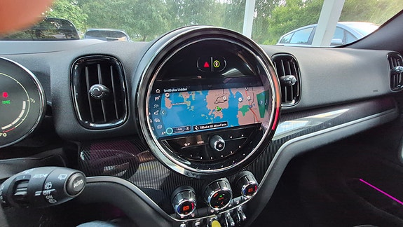 MINI Countryman Cooper SE 10 of 16