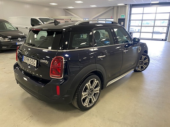 MINI Countryman Cooper SE 4 of 16