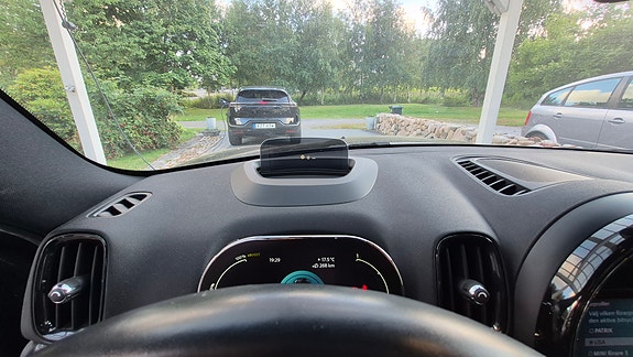 MINI Countryman Cooper SE 8 of 16