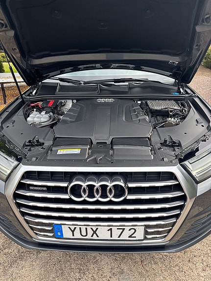 Audi Q7 15 of 19