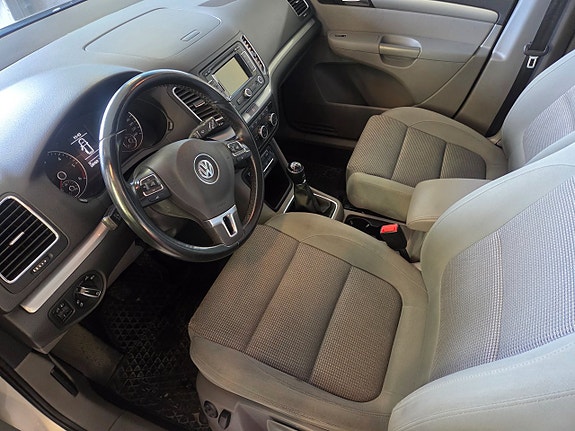 Volkswagen Sharan 23 of 30