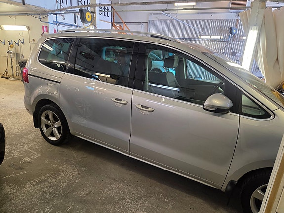Volkswagen Sharan 4 of 30