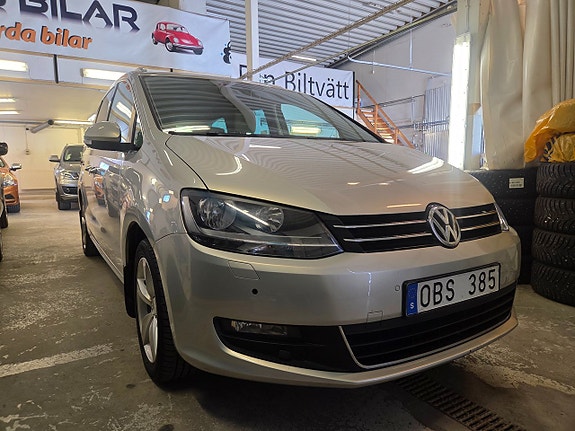 Volkswagen Sharan 3 of 30