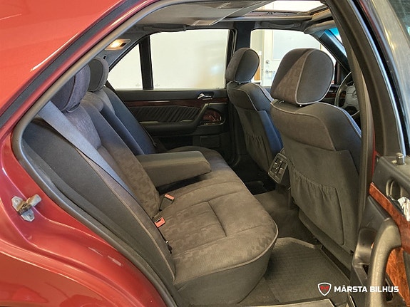 Mercedes-Benz S300 10 of 20