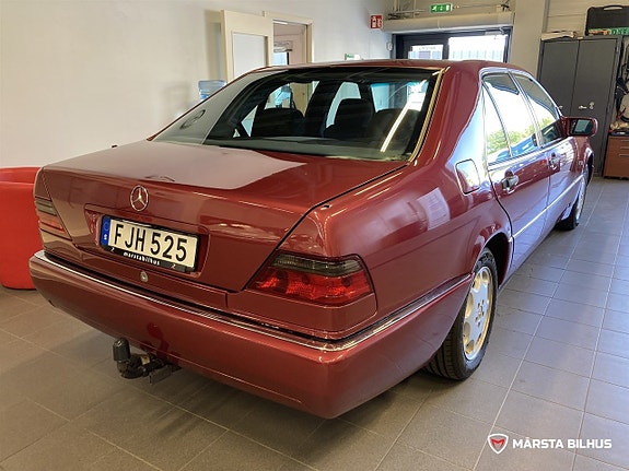 Mercedes-Benz S300 3 of 20