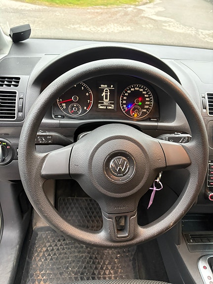 Volkswagen Touran 6 of 7