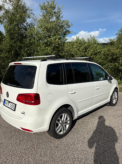 Volkswagen Touran 5 of 7