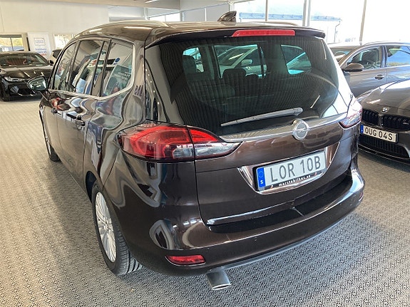 Opel Zafira Tourer 4 of 16