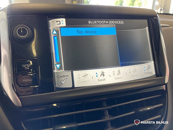 Peugeot 208 18 of 19