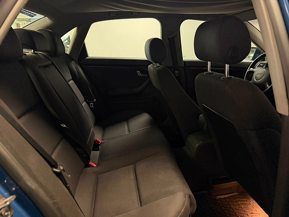 Audi A4 12 of 15