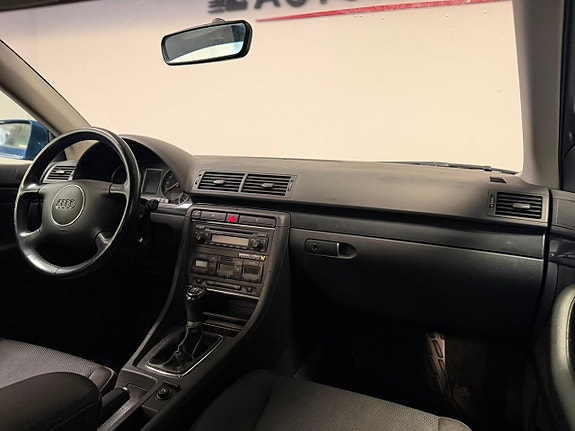 Audi A4 9 of 15