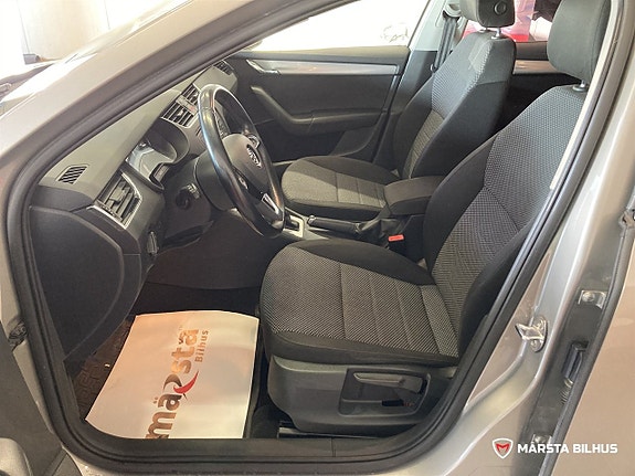 Skoda Octavia 9 of 17