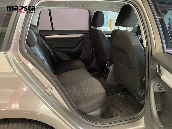 Skoda Octavia 10 of 17