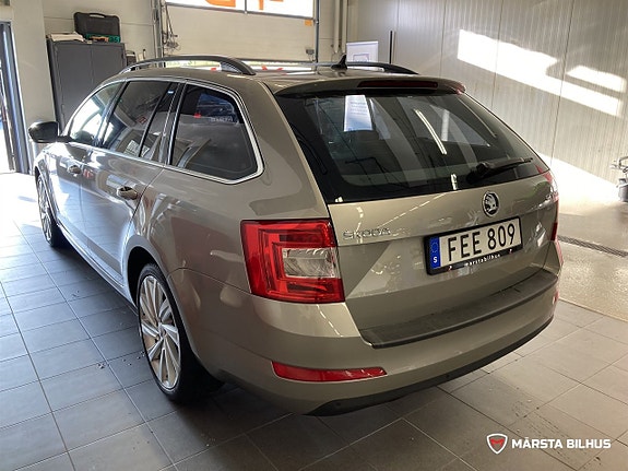 Skoda Octavia 4 of 17