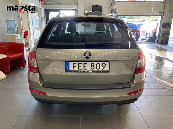 Skoda Octavia 7 of 17