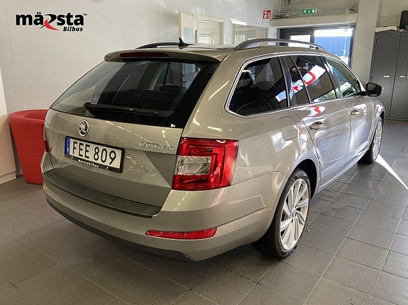 Skoda Octavia 3 of 17