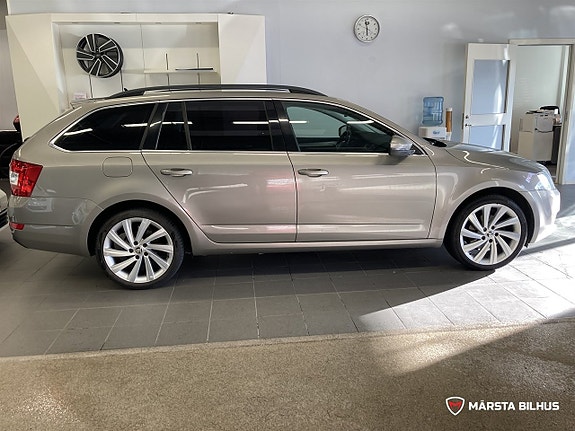 Skoda Octavia 5 of 17