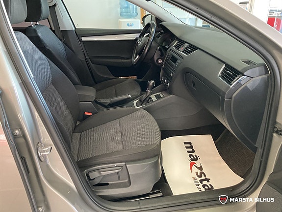 Skoda Octavia 8 of 17