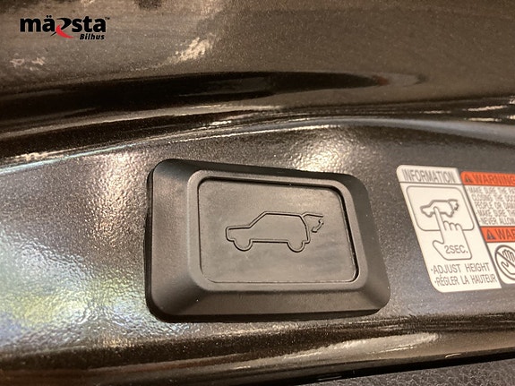 Toyota RAV4 18 of 18