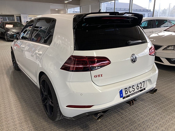 Volkswagen Golf I 4 of 17