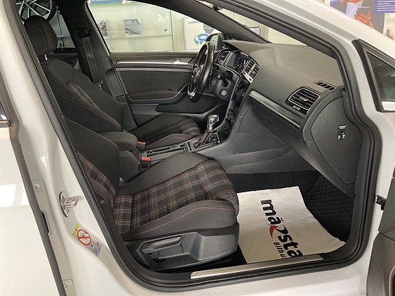 Volkswagen Golf I 7 of 17