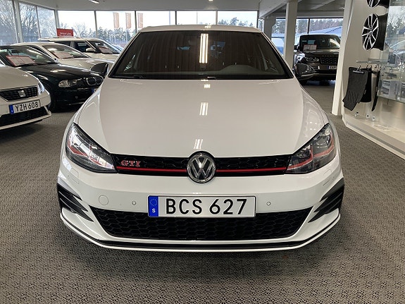Volkswagen Golf I 5 of 17