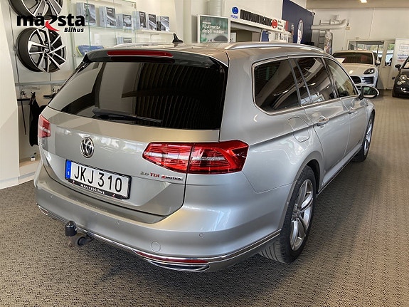 Volkswagen Passat 3 of 20