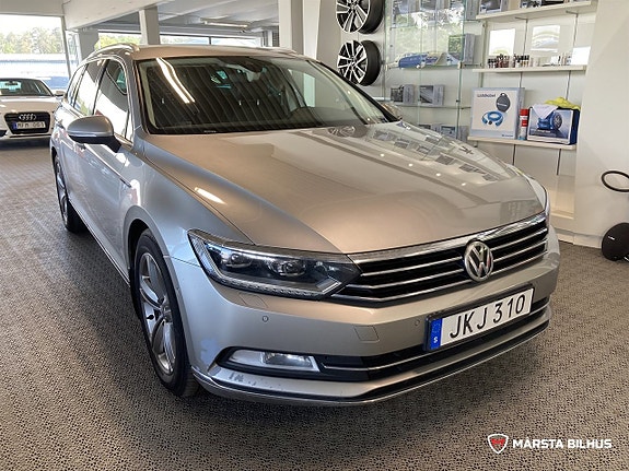 Volkswagen Passat 2 of 20
