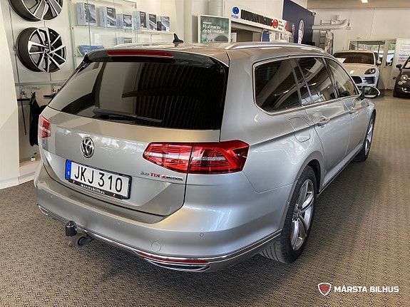 Volkswagen Passat 3 of 20