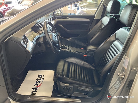 Volkswagen Passat 8 of 20