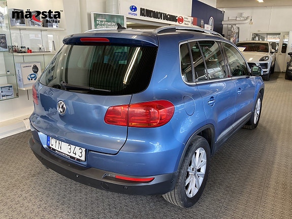 Volkswagen Tiguan 3 of 18