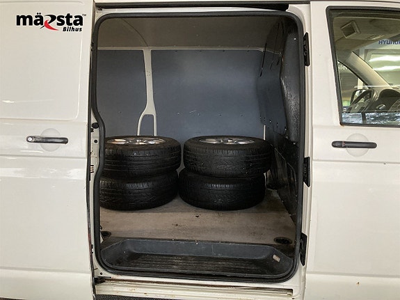 Volkswagen Transporter 11 of 11